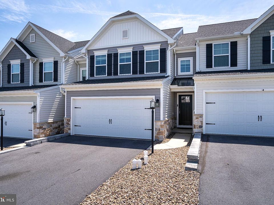 1st image of 113 Broad Oak Ln