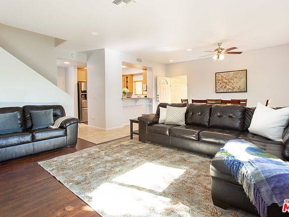 4th image of 20300 Vanowen St APT 42