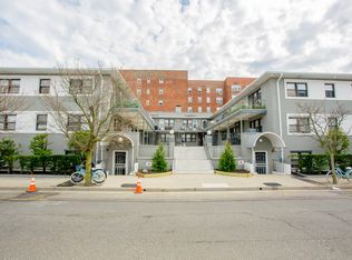 470 E Broadway APT C2, Long Beach, NY 11561