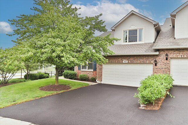 1st image of 768 W Saint Johns Pl
