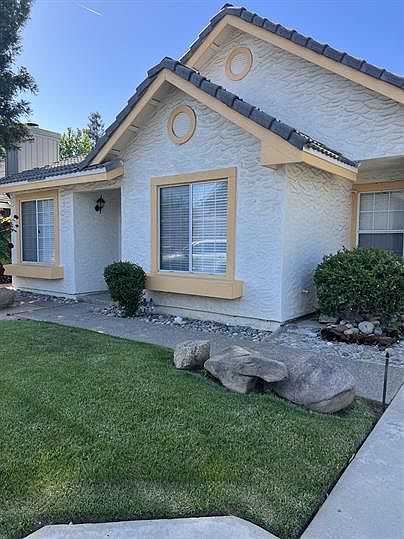 1st image of 2165 E Pinedale Ave