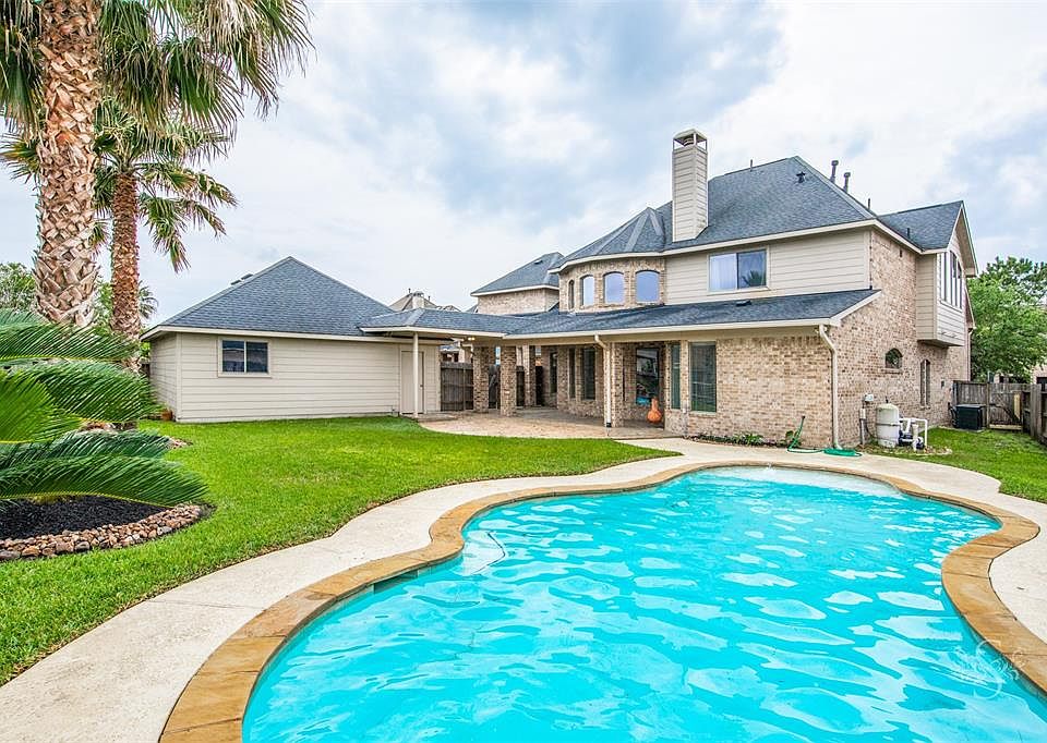 1st image of 5707 Hawthorne Garden Way