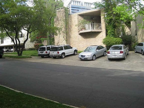 2nd image of 3722 Holland Ave #2