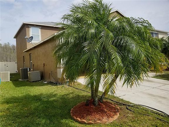 3rd image of 1401 Aguacate Ct