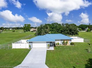 416 Meadow Land Rd, Sebring, FL 33876