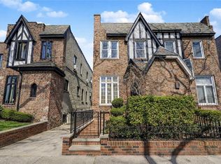 1833 E 33rd St, Brooklyn, NY 11234