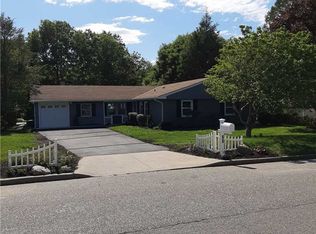 60 Strathmore Village Dr, South Setauket, NY 11720