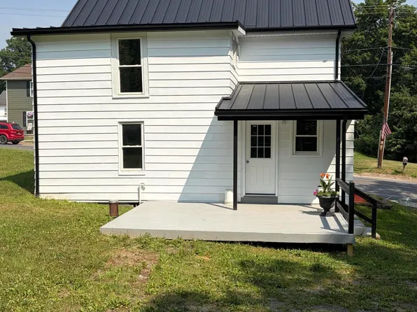 1994 Pinchtown Rd, Montgomery, PA 17752