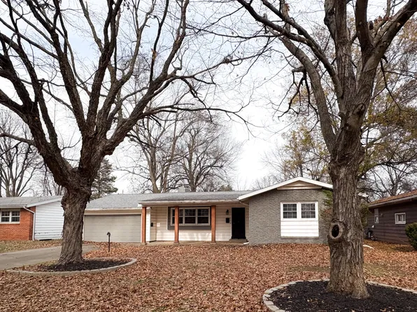 2011 E Rosebrier Street, Springfield, MO 65804