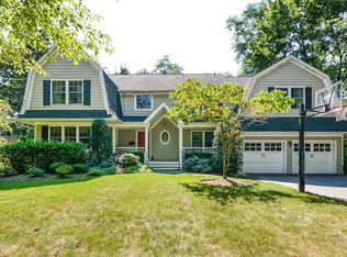 110 Madison Pl, Ridgewood, NJ 07450