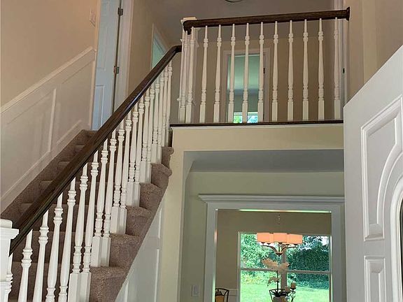 3rd image of 9 Marwood Pl