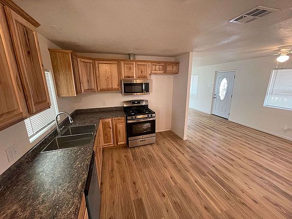 4th image of 999 S Santa Fe Ave Space 50