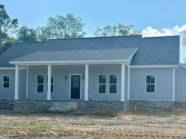 219 Edward Cir, Douglas, GA 31535