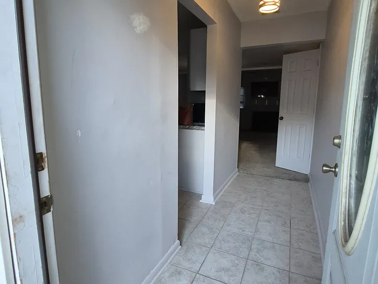 727 S Main St #119 — Photo 3