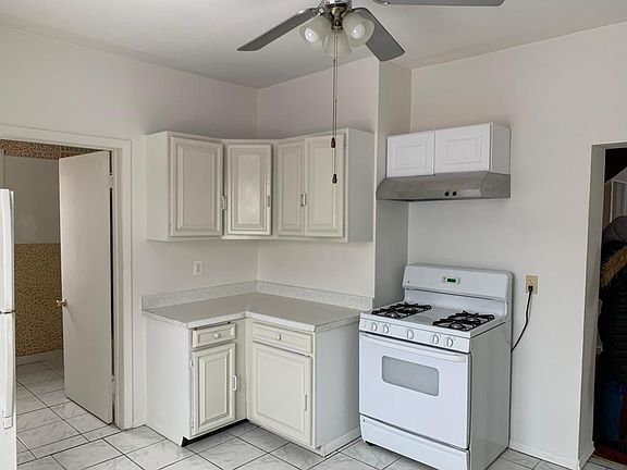 5th image of 8430 Stephens Rd