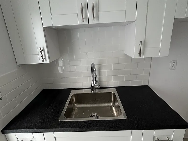 7904 Harding Ave #8A — Photo 3