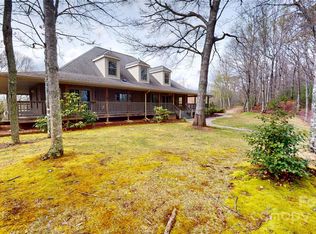 1085 Johnson Branch Rd, Bryson City, NC 28713