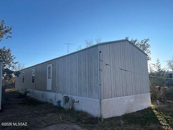 4th image of 1171 E Desert Rose Dr