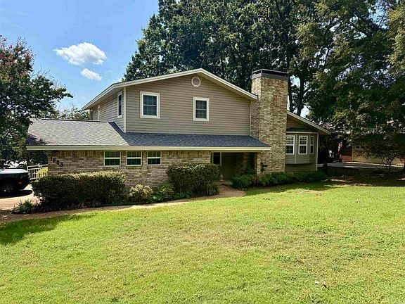 2nd image of 1803 Stonecrest Dr
