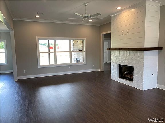 3rd image of 11231 Avery Ln #209