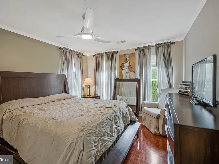 1117 Horizon View Pl — Photo 27