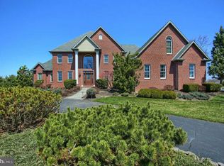 7 Southwatch Ln, Mechanicsburg, PA 17050