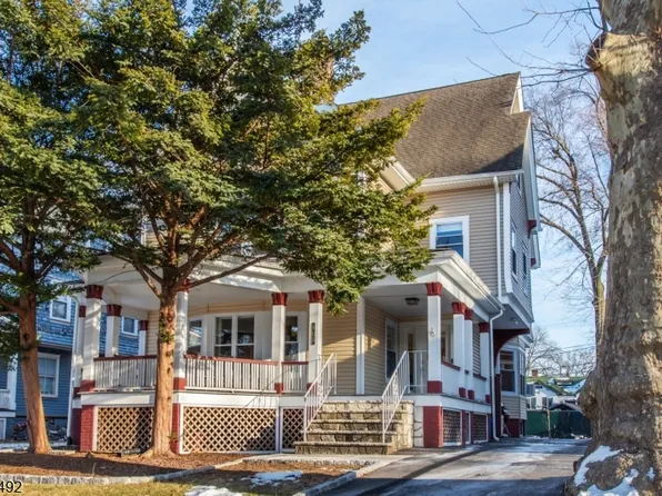 406 N Walnut St, East Orange City, NJ 07017