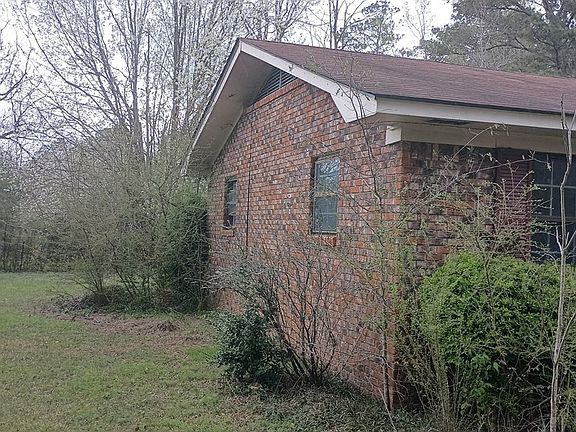 2nd image of 135 Gatlin Jordan Rd