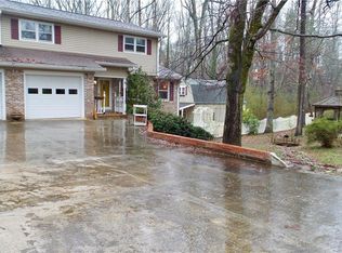 71 Kenimer Cir, Dahlonega, GA 30533