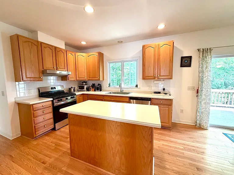43 Independence Ln — Photo 3