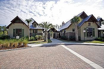3rd image of 1401 Moon Harbor Ct