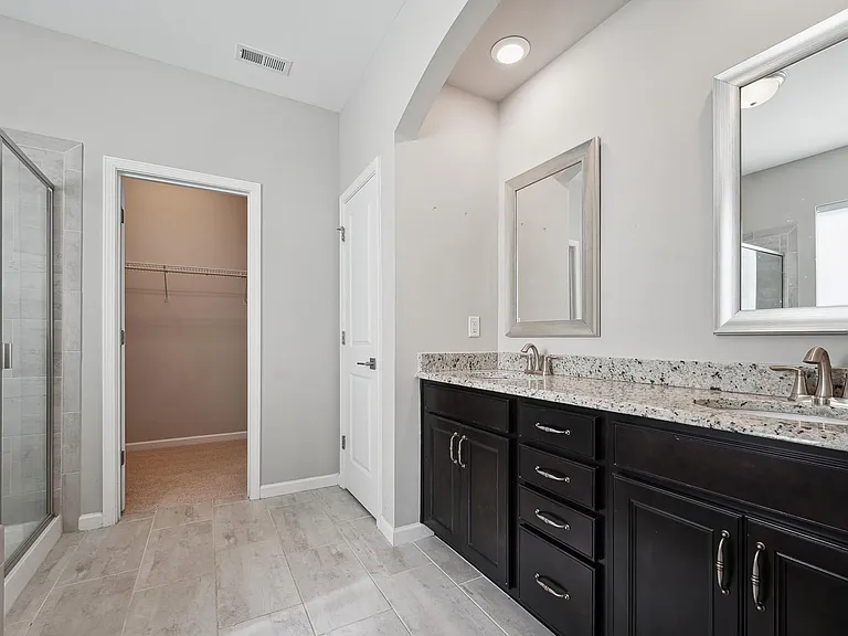 2312 Longmont Dr — Photo 17