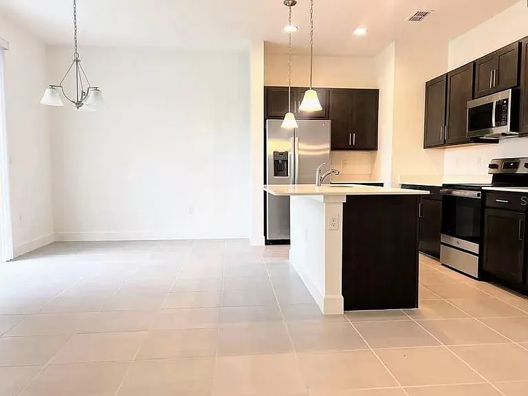 1345 Captiva Cv — Photo 4