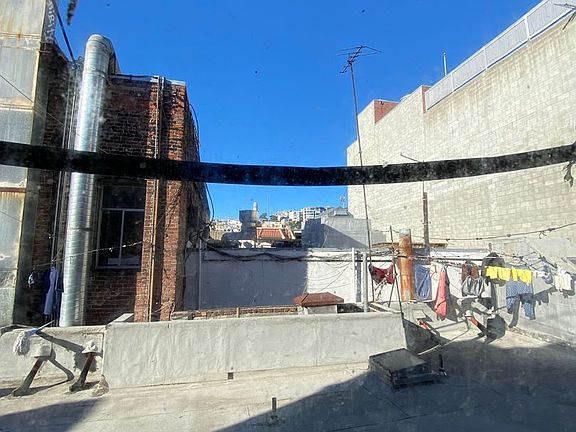 4th image of 833 Kearny St #38