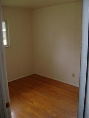 1st image of 450 Moule Dr