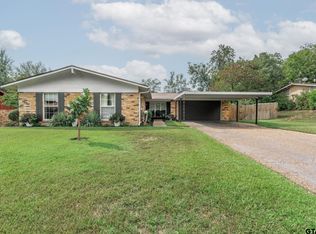 2207 Sampson Dr, Tyler, TX 75701