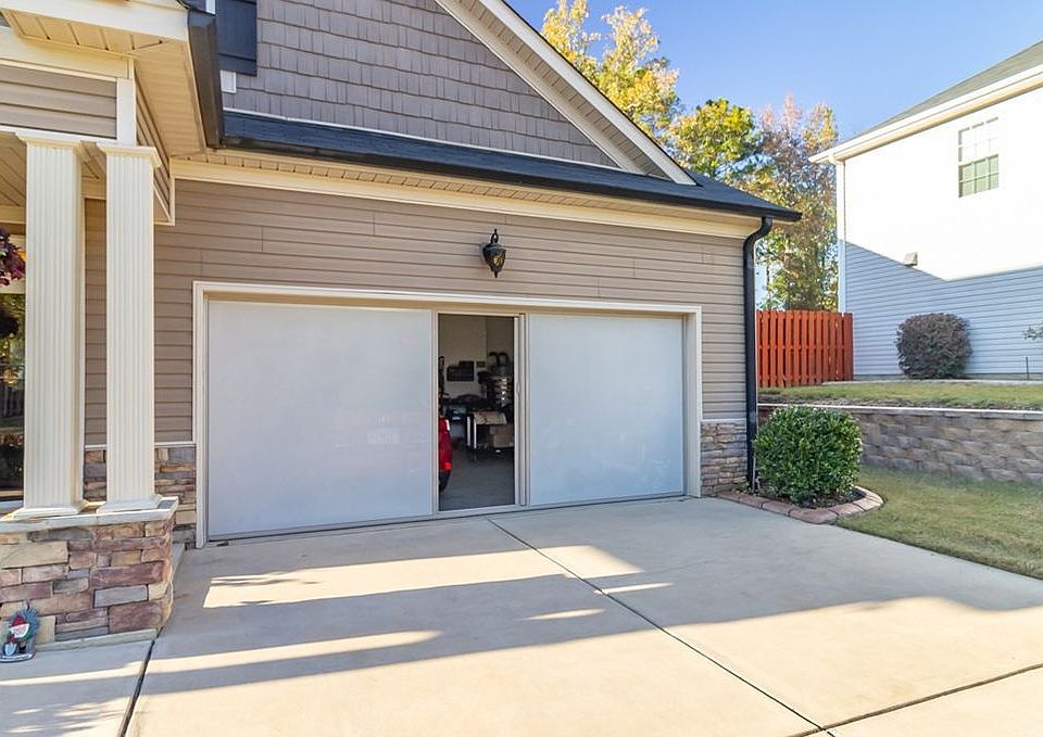 1st image of 2606 Waites Dr