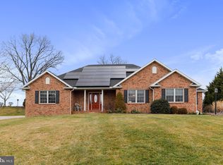 6510 Bent Oak Dr, Fayetteville, PA 17222