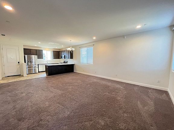 3rd image of 307 Ninos Dr