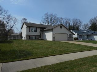 1686 Klaver St SW, Wyoming, MI 49519