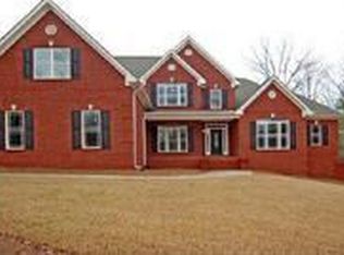 100 Drew Ct, Fayetteville, GA 30215