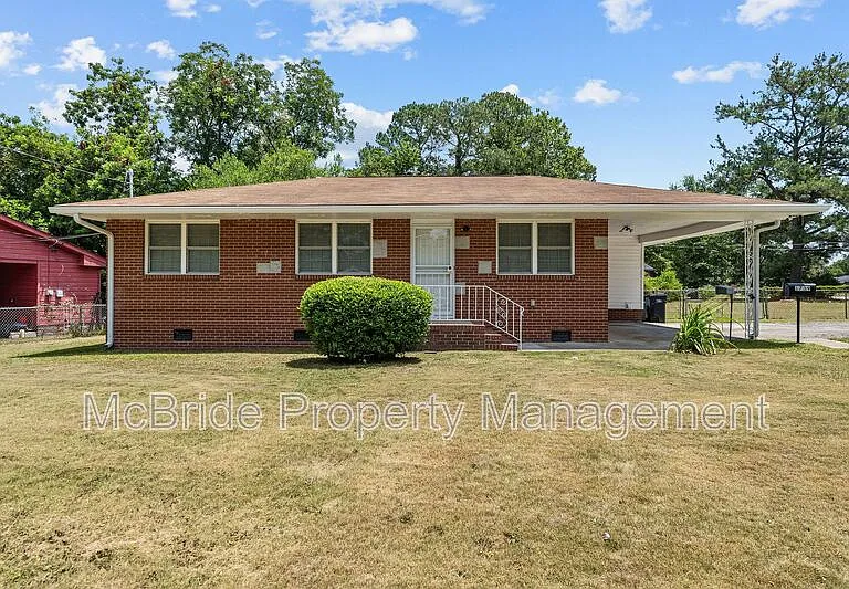 1739 Cornell Dr — Photo 1