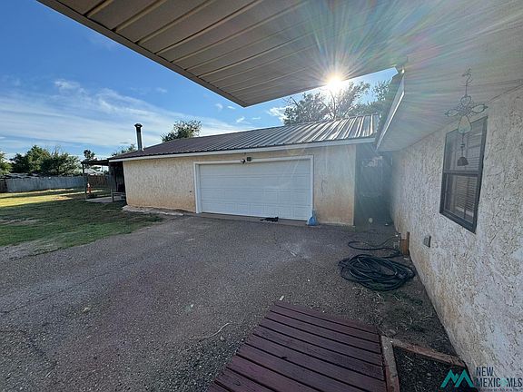 4th image of 1509 E Hammett St