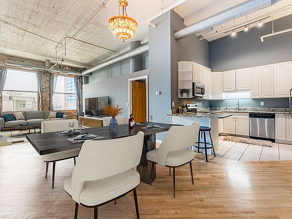 Enormous Living room and dining room