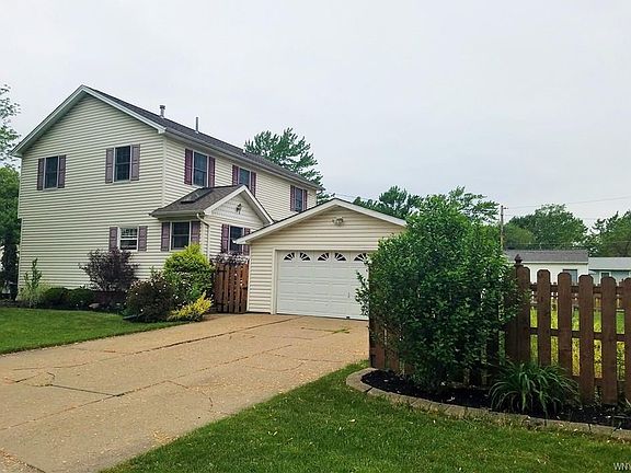 5th image of 70 Follette Ln