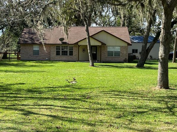 homes for sale in van vleck tx