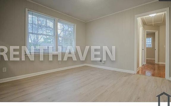 5th image of 3605 Lee Hills Dr