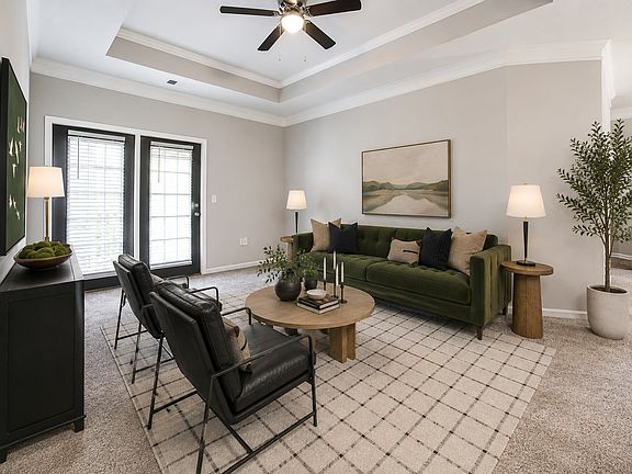 4th image of 1400 Mall Of Georgia Blvd #111