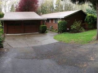 2294 Crest Dr, Lake Oswego, OR 97034