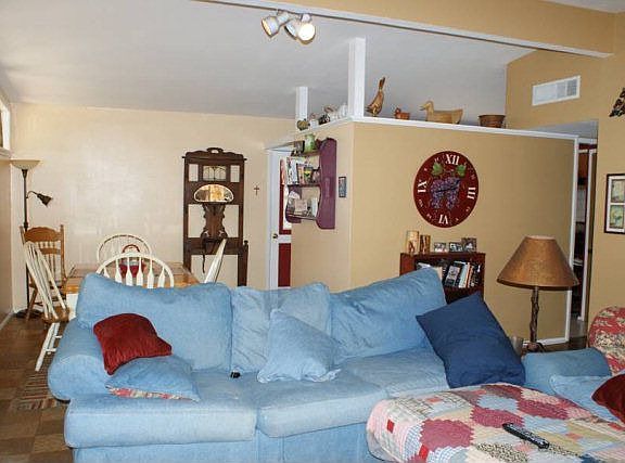 2nd image of 400 Galbraith Ave